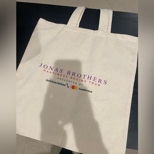 JONAS BROTHERS TOTE💫